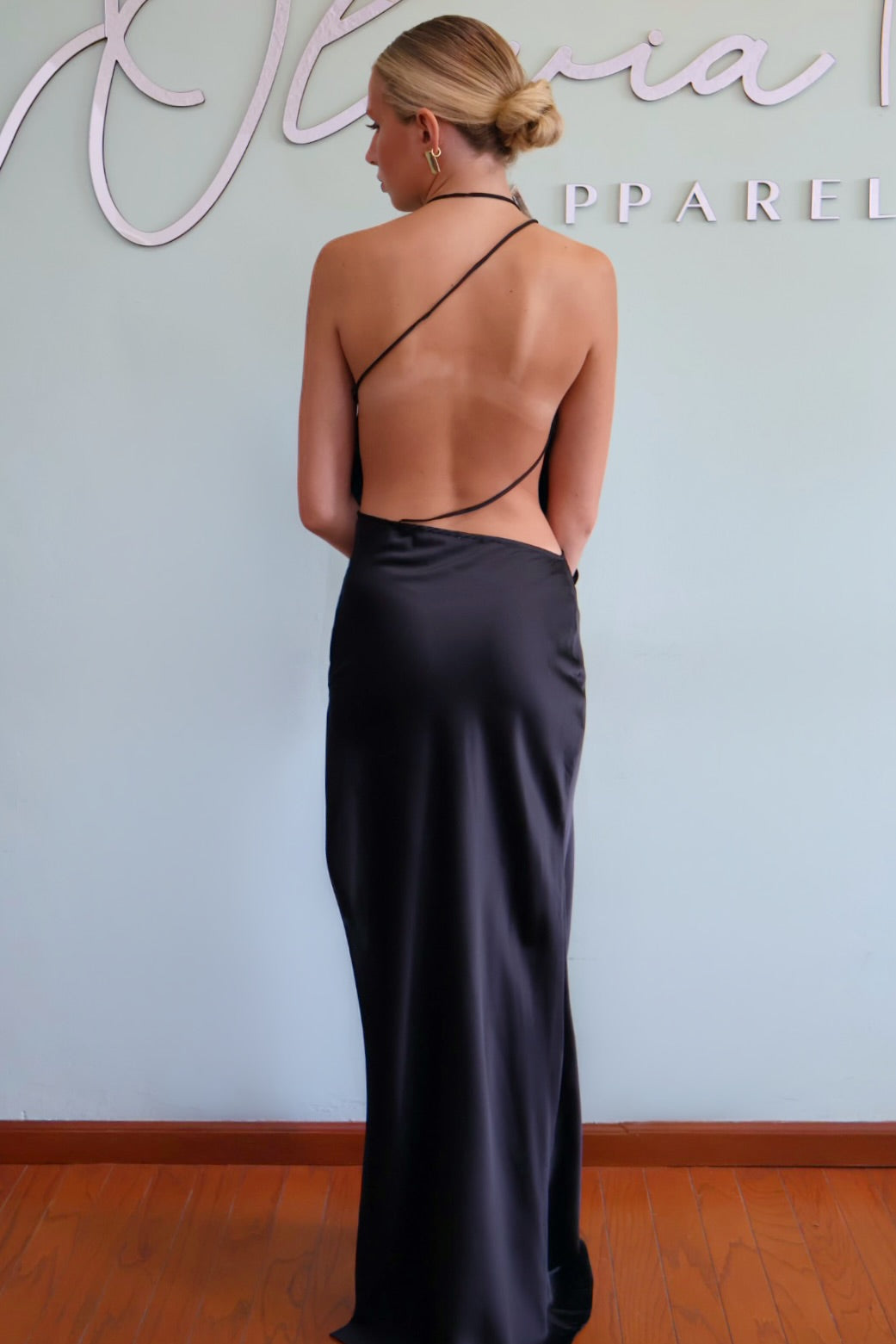 Backless Satin Dress in Black